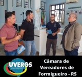 Câmara de Formigueiro recebe a UVERGS